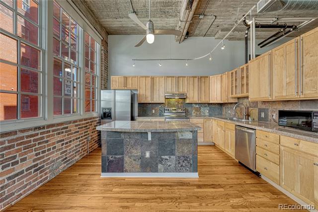 Building Photo - 1301 Wazee St