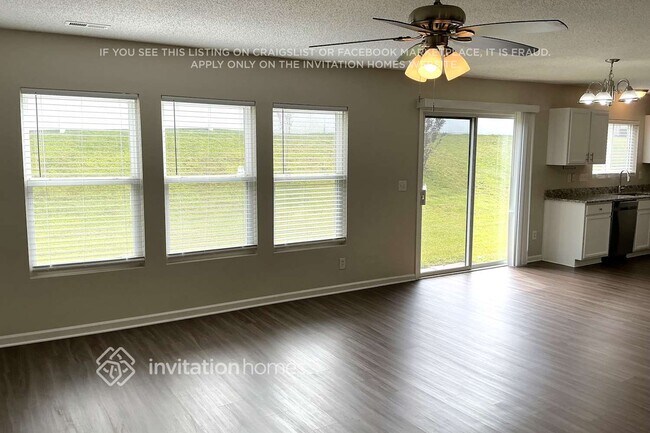 Foto del edificio - 516 Pebblestone Dr