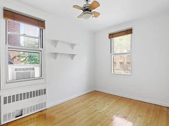 Building Photo - 302 E 88th St