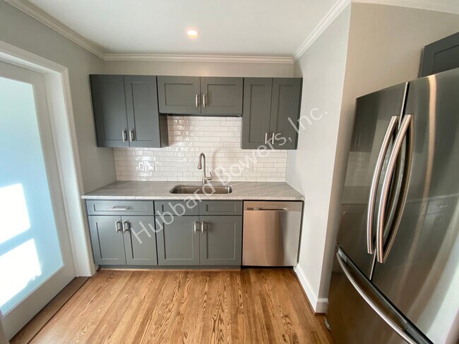 Foto del edificio - 2408 Craig Rd