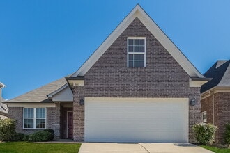 Building Photo - 7892 Ridgedale Dr