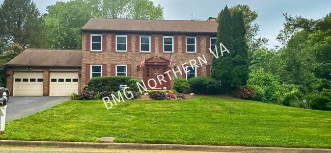 Photo - 1846 Clovermeadow Dr House