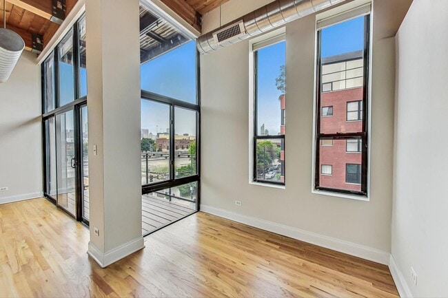 Building Photo - 1610 S Halsted St