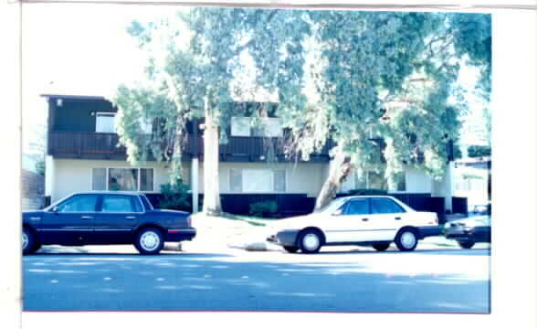 Foto del edificio - 2327 Pleasant Hill Rd