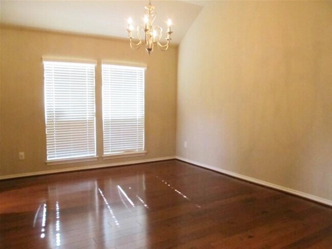 Building Photo - 13022 Golden Water Ct