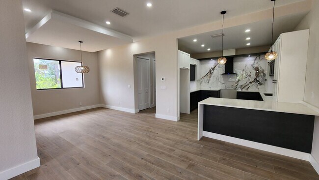 Foto del edificio - 47 Brig Cir E