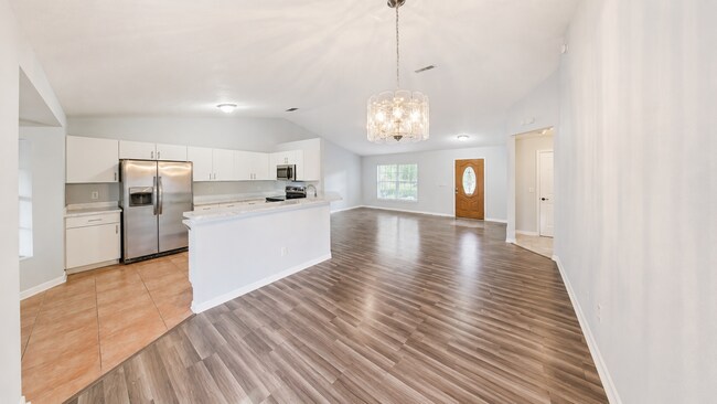 Foto del edificio - Beautiful 3 Bedroom Home for Rent in Hidden Lake – SW Ocala