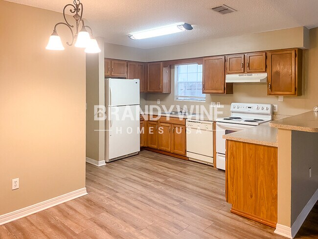 Foto del edificio - 7486 Countryman Ln