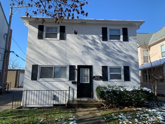 Foto del edificio - 1271 Hunter Ave