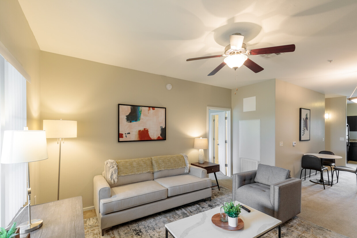 Foto principal - 9190 E Old Spanish Trail