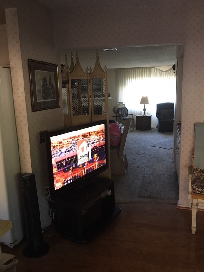 3733 N Harbor Blvd, Fullerton, CA 92835 Townhome Rentals in Fullerton CA