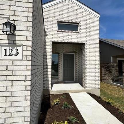 Building Photo - 123 Dollars Dr