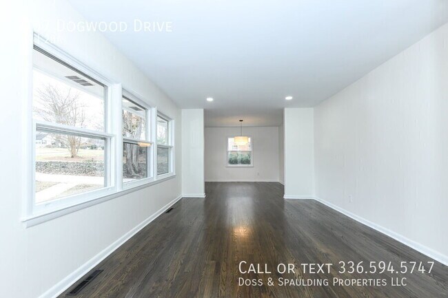 Foto del edificio - 4107 Dogwood Dr
