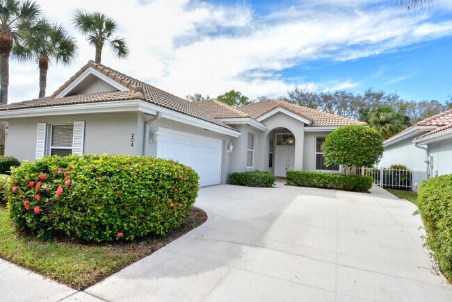 Building Photo - 204 S Hampton Dr