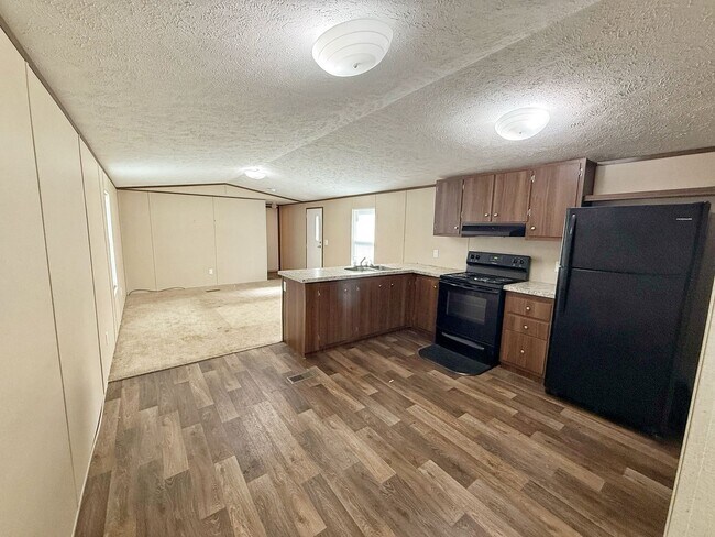 Foto del edificio - 2 Bedroom 2 Bathroom Mobile Home