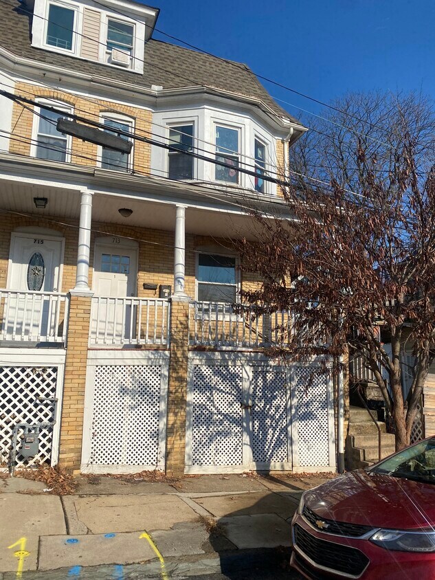 Primary Photo - 713 Spring Garden St