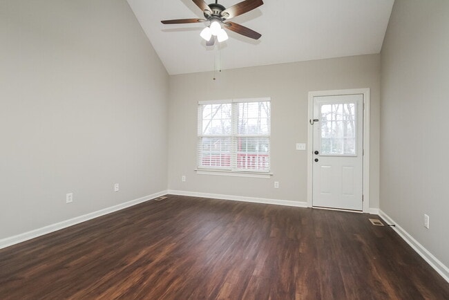 Building Photo - 1814 Lucille Ln