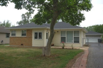 Building Photo - 2713 Wilke Rd
