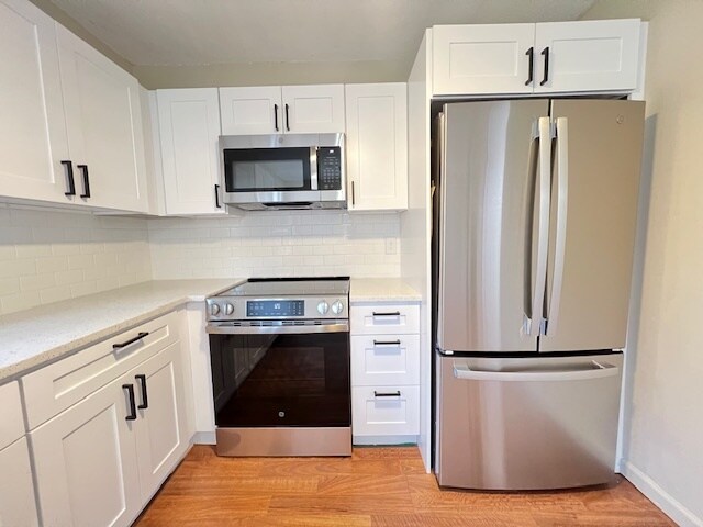 Foto del edificio - 122 Milford St Ext