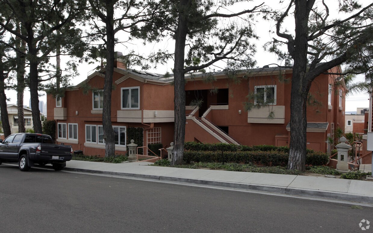 Foto del edificio - 2920-2930 Columbia St