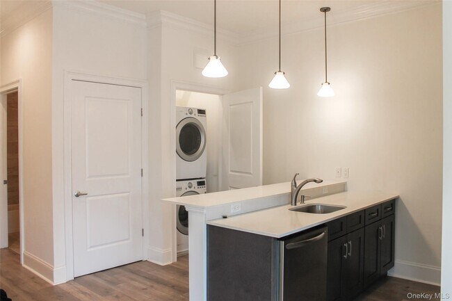 Foto del edificio - 226 New York Ave