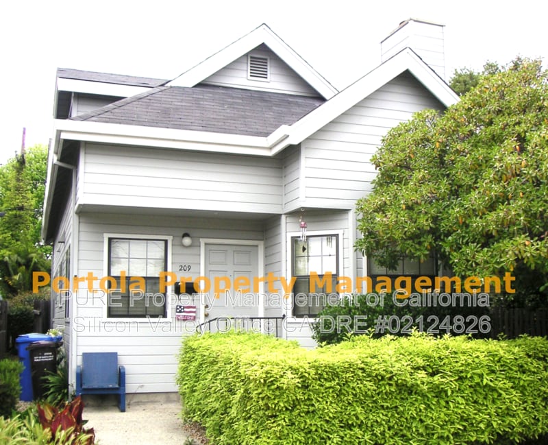 Primary Photo - 209 Park Ave