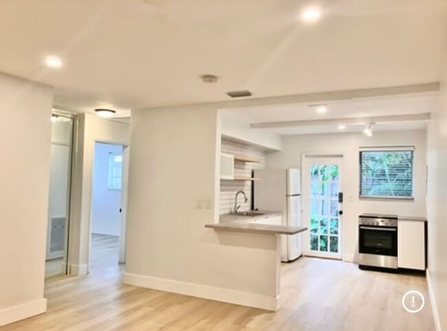 Foto del edificio - 2538 SW 11th St