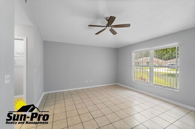 Building Photo - 3778 Grove View Ln