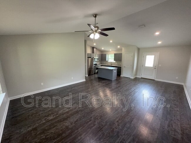 Building Photo - 4013 Brittany Ln