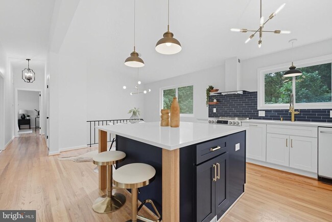 Foto del edificio - 4501 Tipton Ln