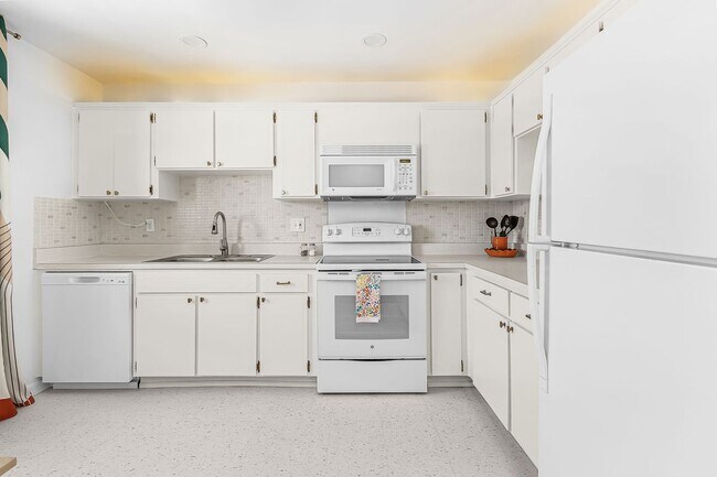 Building Photo - 6731 Panther Ln
