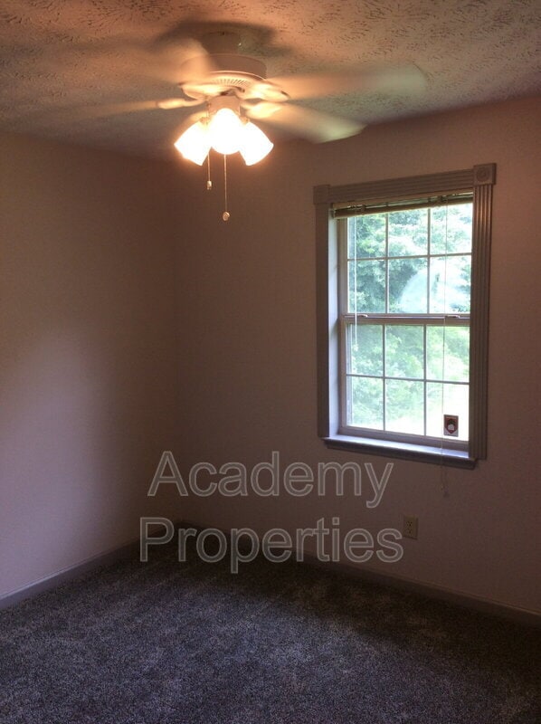 Foto del edificio - 2882 Silver Maple Ct