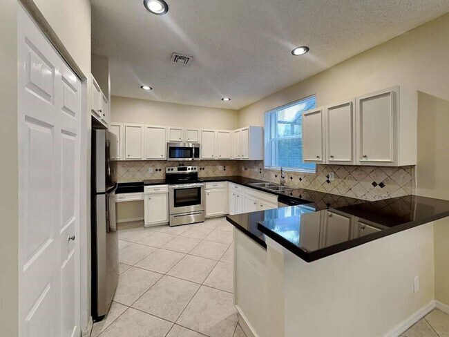 Foto del edificio - 5730 NW 62nd Manor
