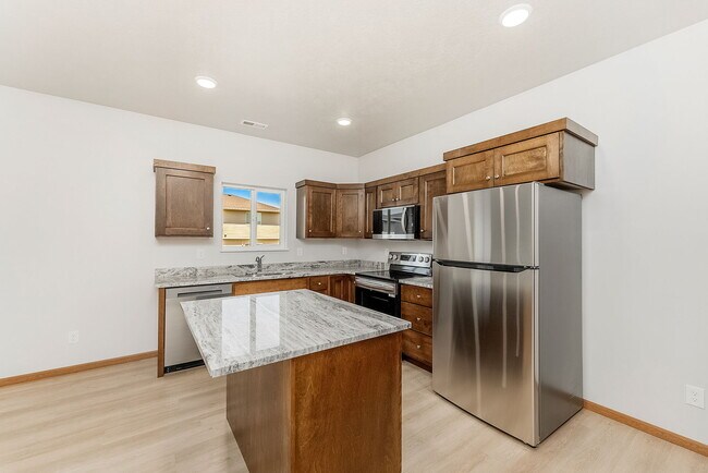 Foto del edificio - Sundance Ridge Townhomes