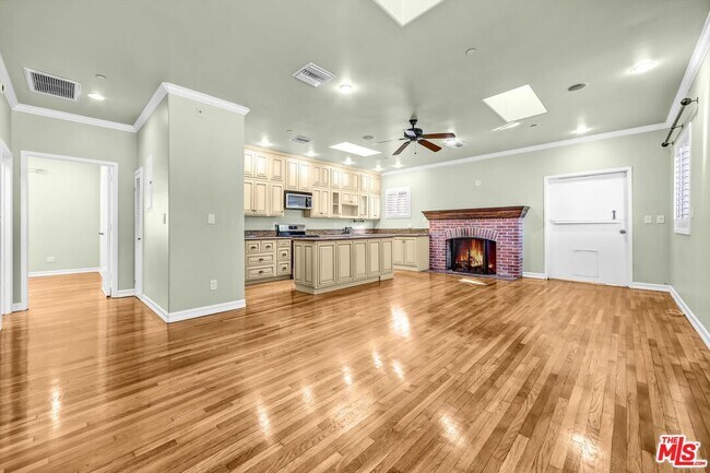 Foto del edificio - 3930 La Crescenta Ave