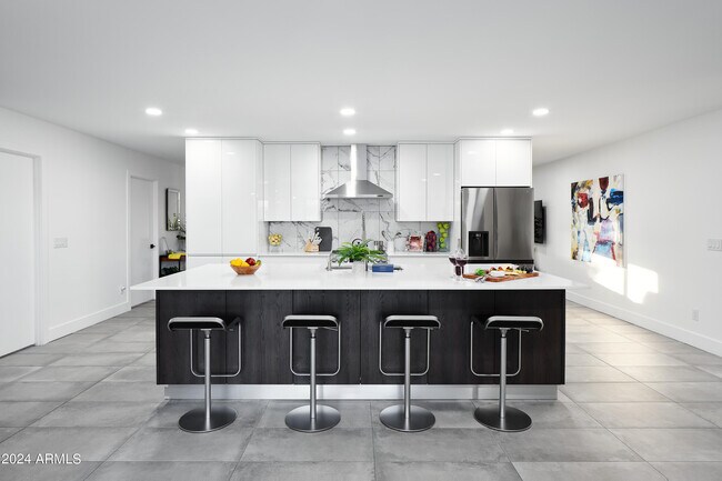 Foto del edificio - 3619 N 87th St