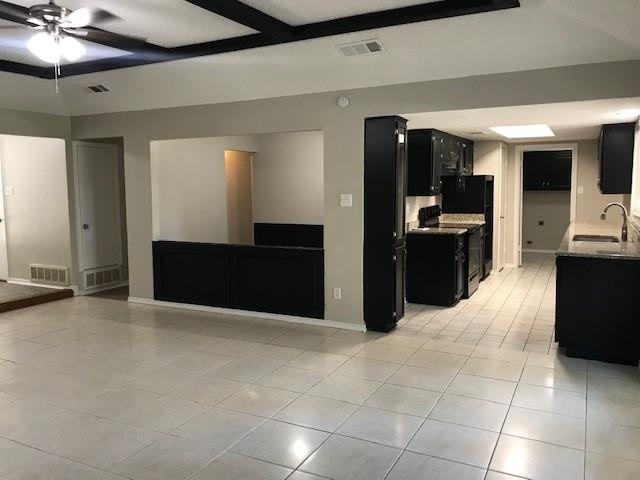 Foto del edificio - 4009 Azalea Ln