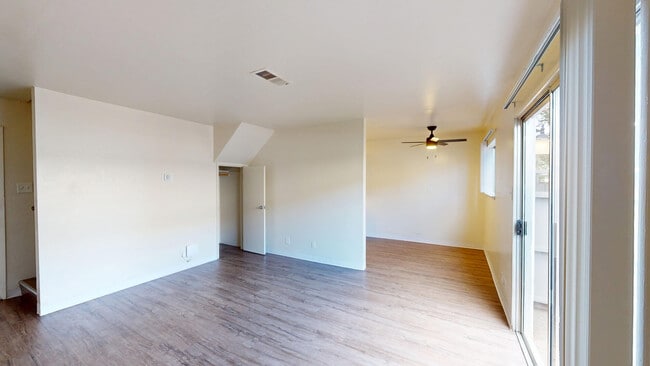 Interior Photo - Bay Terrace