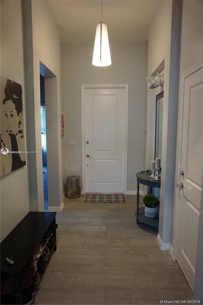 Foto del edificio - 14911 SW 177TH Ter