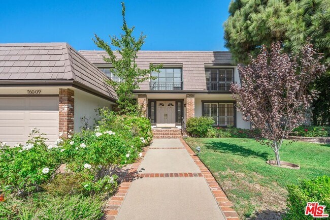 Foto del edificio - 16009 Sabana Ln