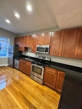 Building Photo - 40 Medford St
