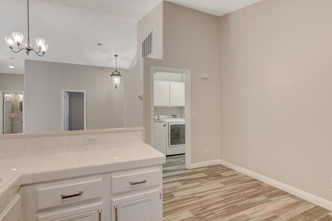 Building Photo - 1331 Frost Flower Dr