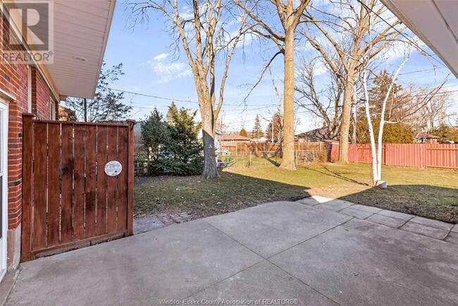 Building Photo - 3510 Woodland Ave