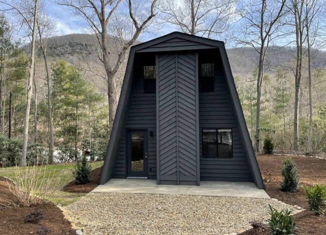 Foto del edificio - Fairview Rental!