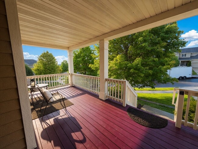Building Photo - Beautiful 5bed 4bath Home, Nestled in a Prime Plymouth Neighborhood