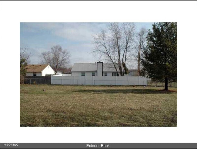 Foto del edificio - 6657 Bridger Ct