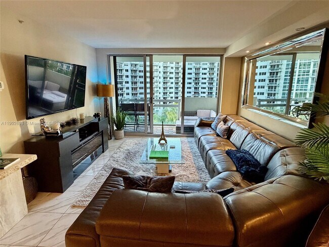 Foto del edificio - 1500 Bay Rd