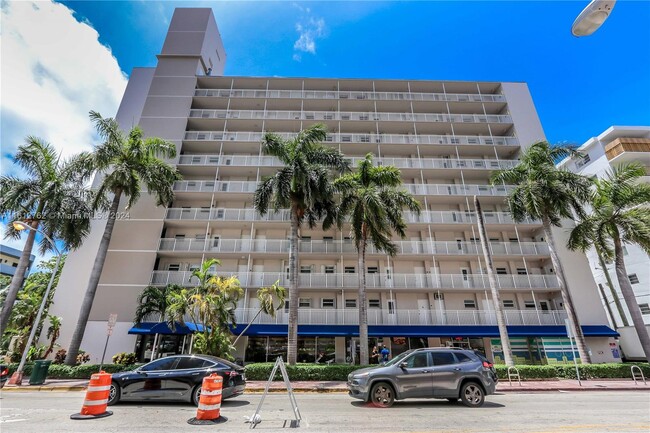 Foto del edificio - 1300 Lincoln Rd