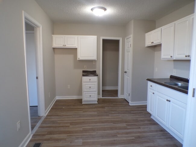 Building Photo - 200 23rd St SW