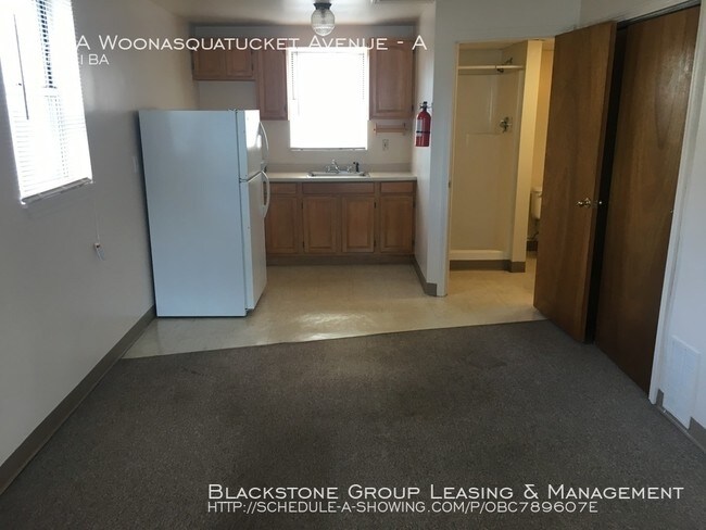 Foto del edificio - 428A Woonasquatucket Ave